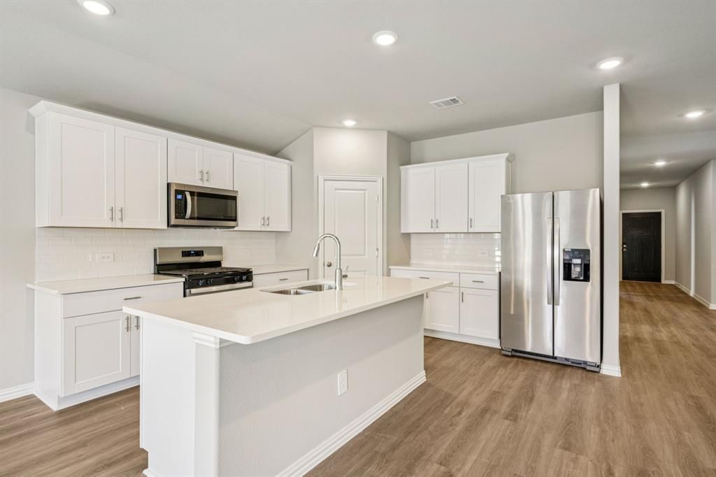 1554 Coldwater Way, Crandall, TX 75114 Main Photo