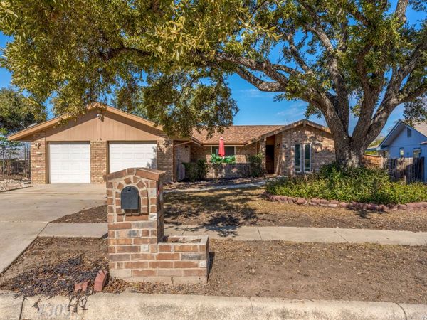 4305 Temple, San Antonio, TX 78217