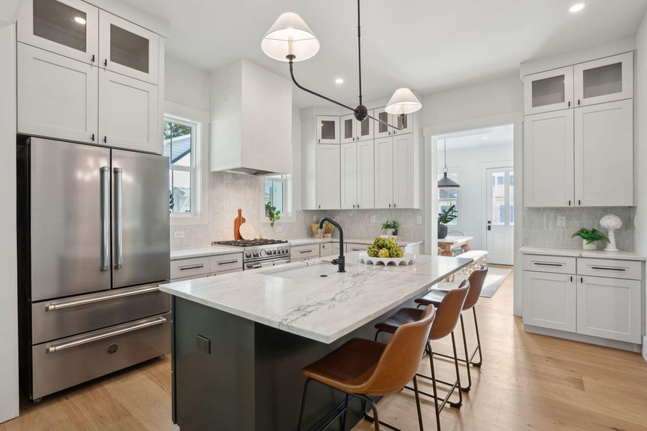 362 6th Avenue Photo 10