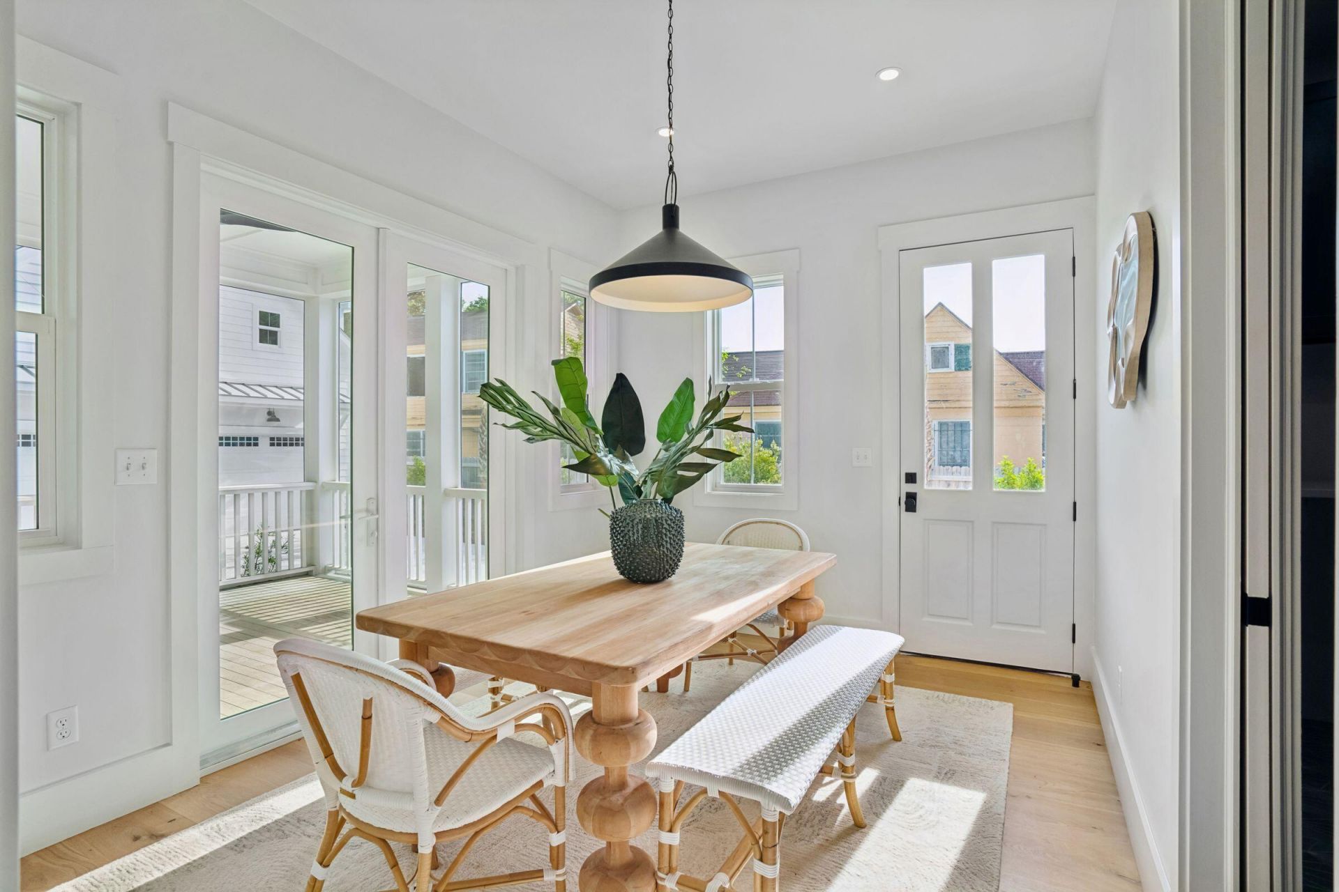 362 6th Avenue Photo 18