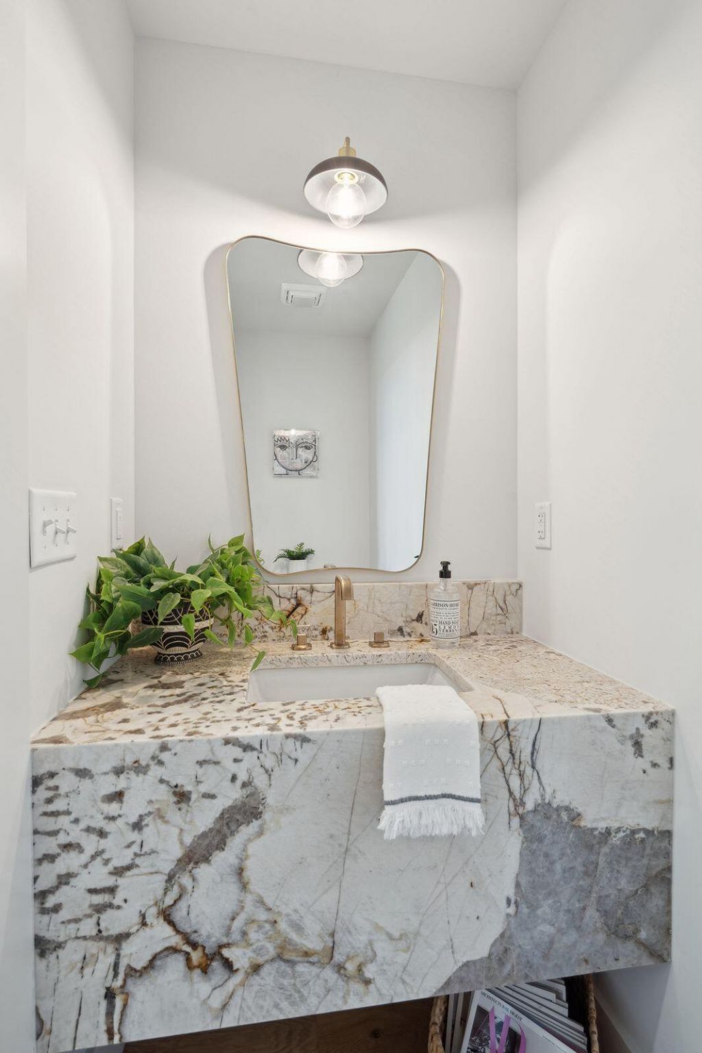 362 6th Avenue Photo 26