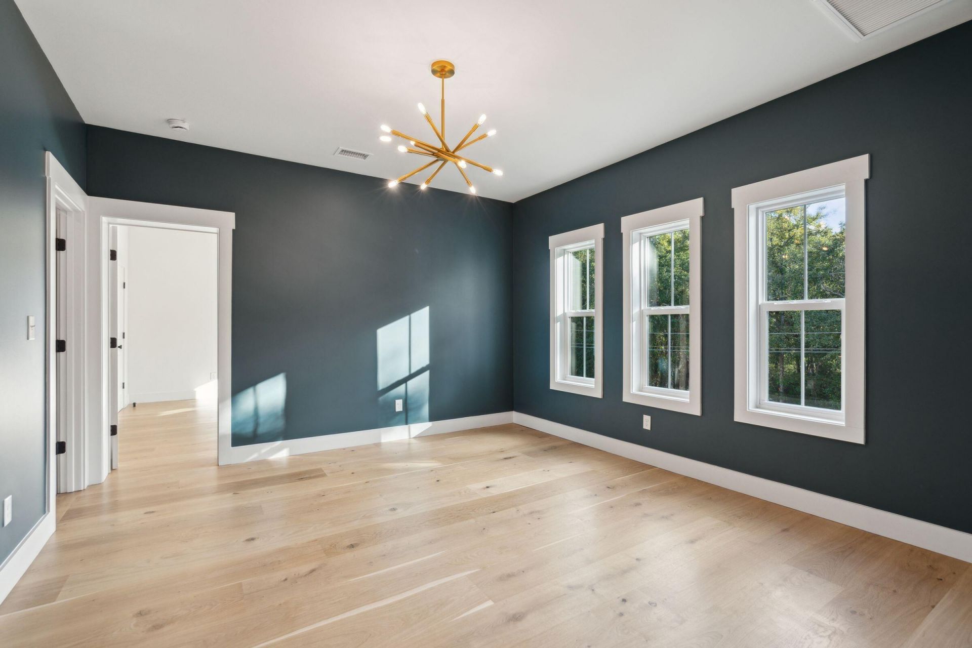 362 6th Avenue Photo 40