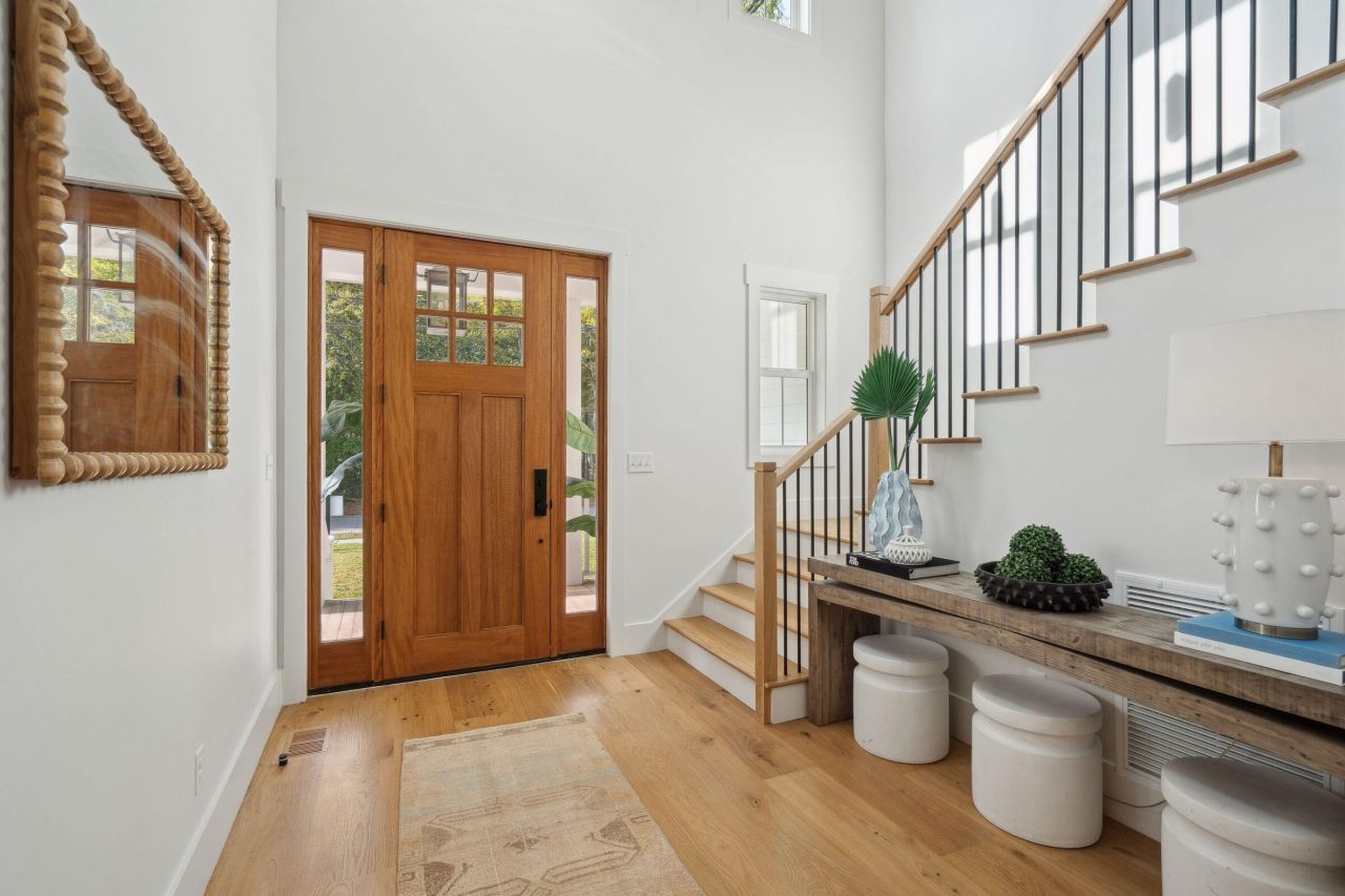 362 6th Avenue Photo 6