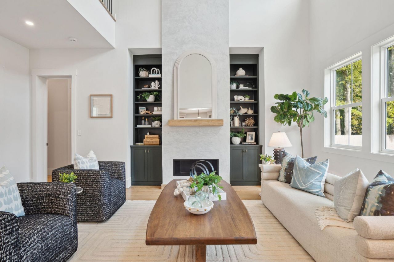 362 6th Avenue Photo 8