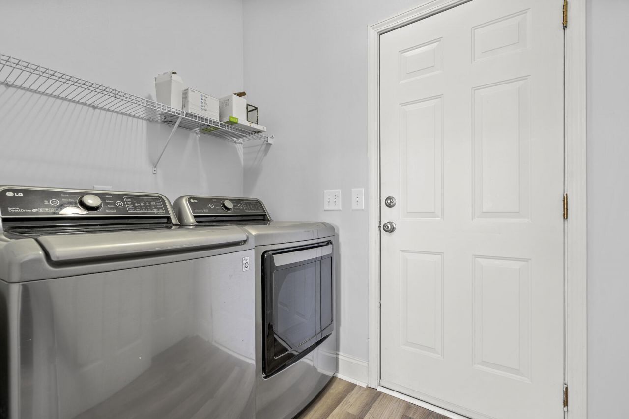 106 Netherfield Drive Photo 9