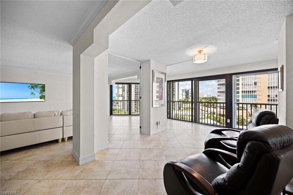 4401 Gulf Shore Blvd N, Unit C-804, Naples, FL 34103 Photo