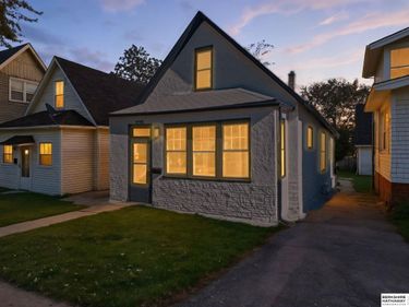 1775 S 9 Street, Omaha, NE 68108