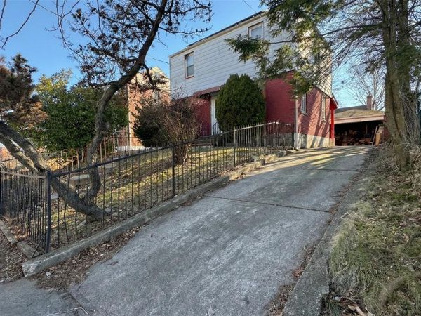 242 Vanderbilt Avenue , Staten Island, NY 10304