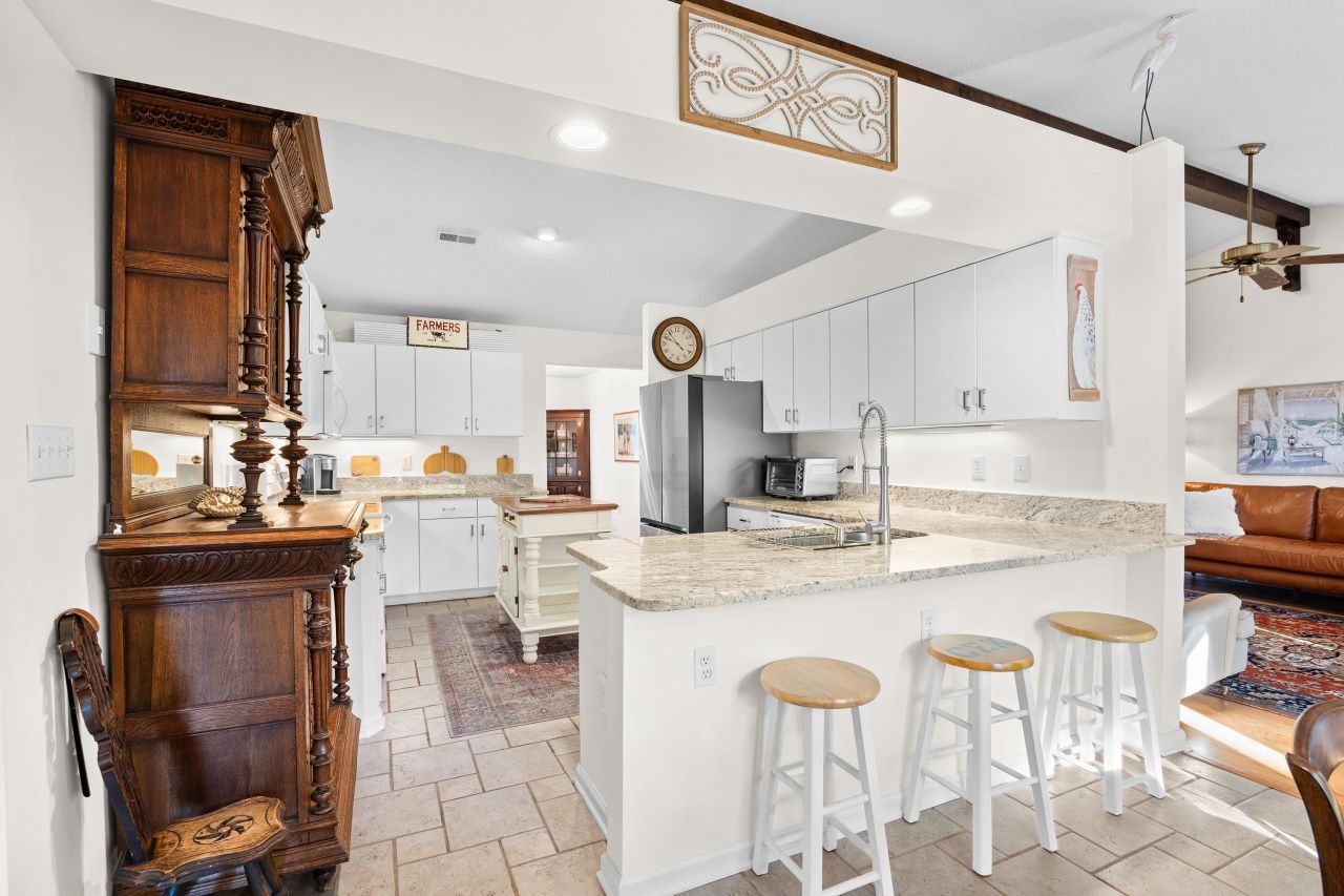 1041 Bear Lake Dr. Photo 20