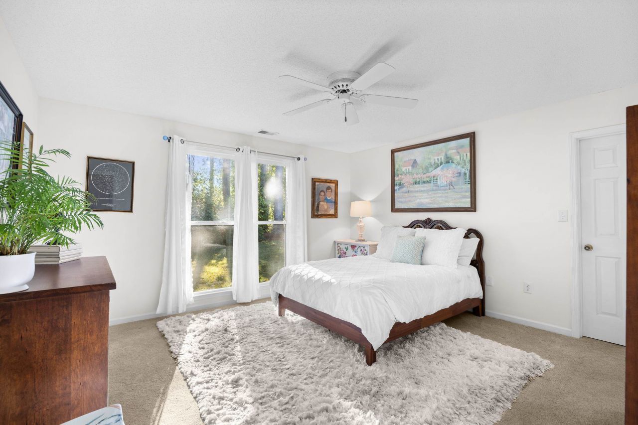 1041 Bear Lake Dr. Photo 23