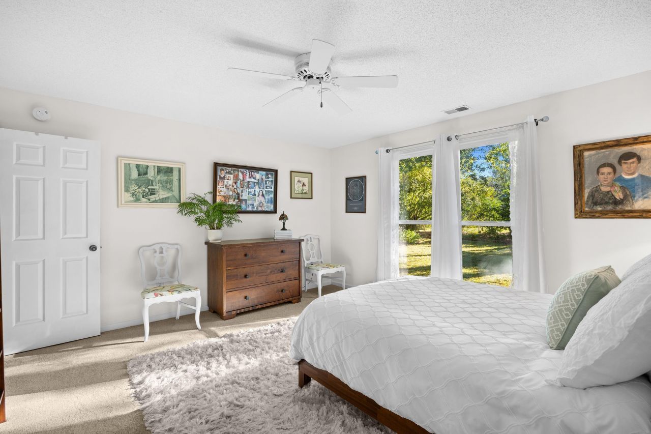 1041 Bear Lake Dr. Photo 24