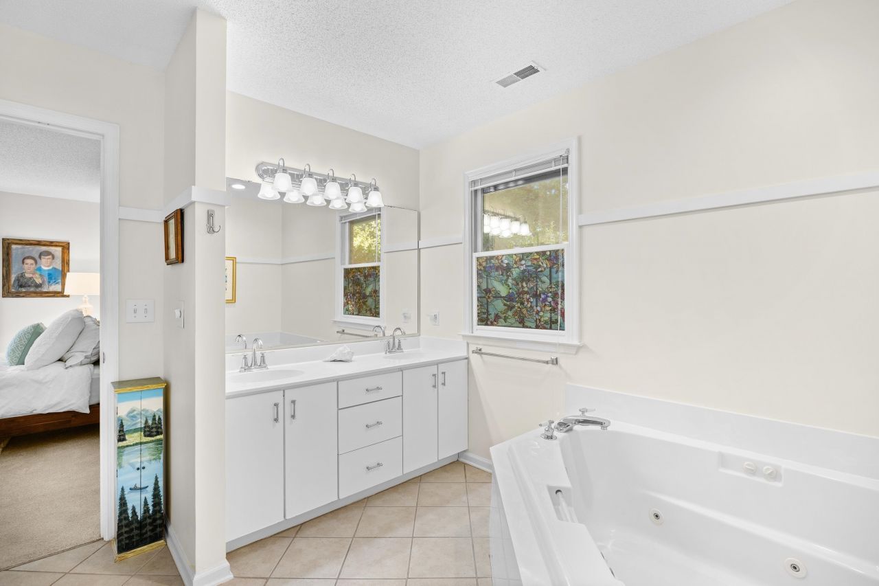 1041 Bear Lake Dr. Photo 26