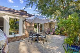 1041 Bear Lake Dr. photo 4