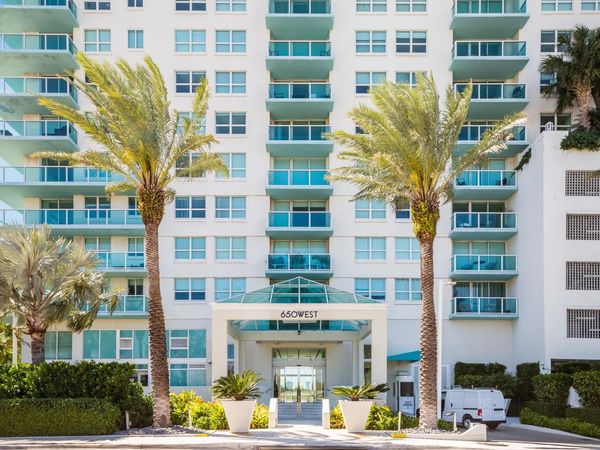 650 West Avenue, Unit 2808, Miami Beach, FL 33139