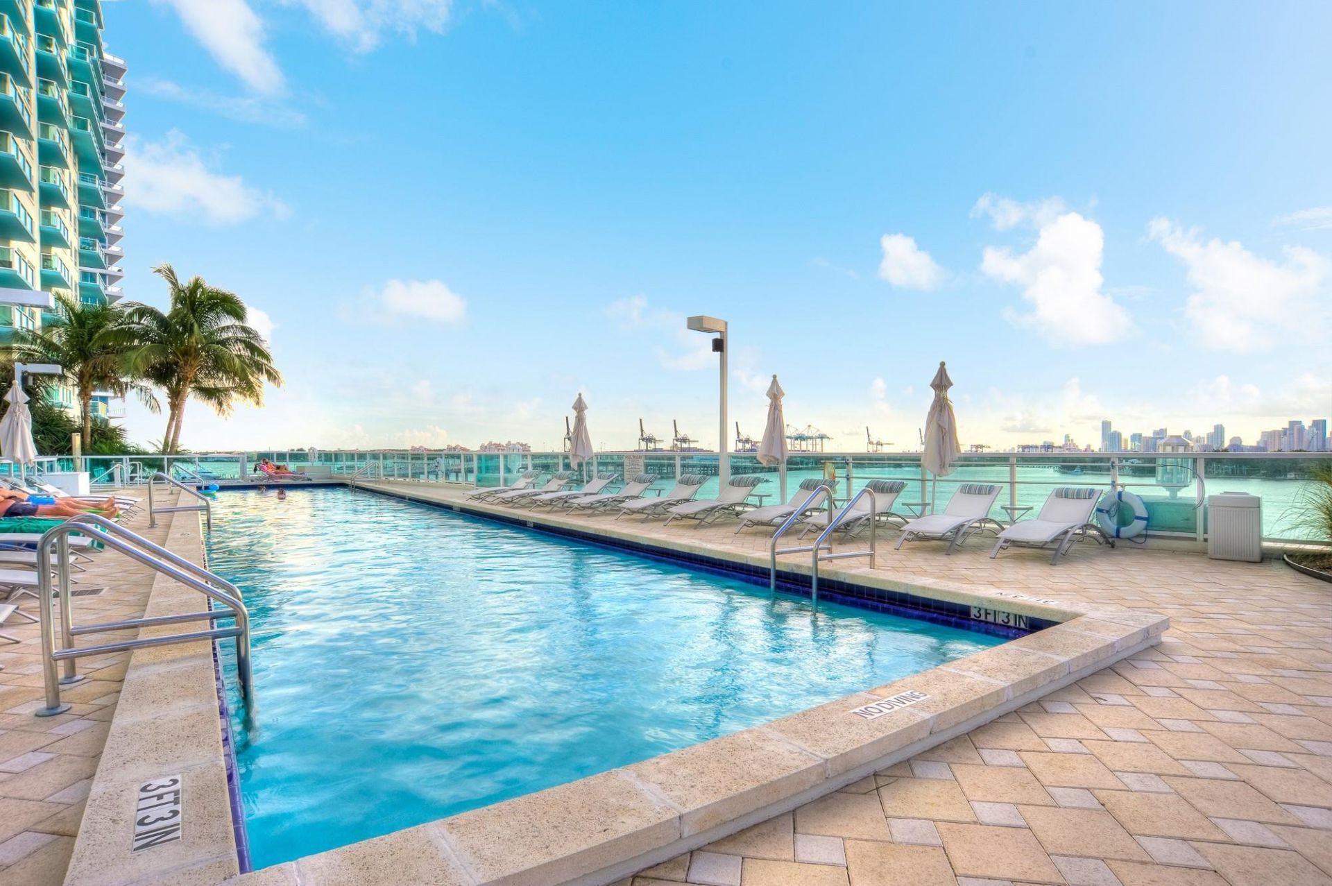 650 West Avenue, Unit 2808, Miami Beach, FL 33139 Photo