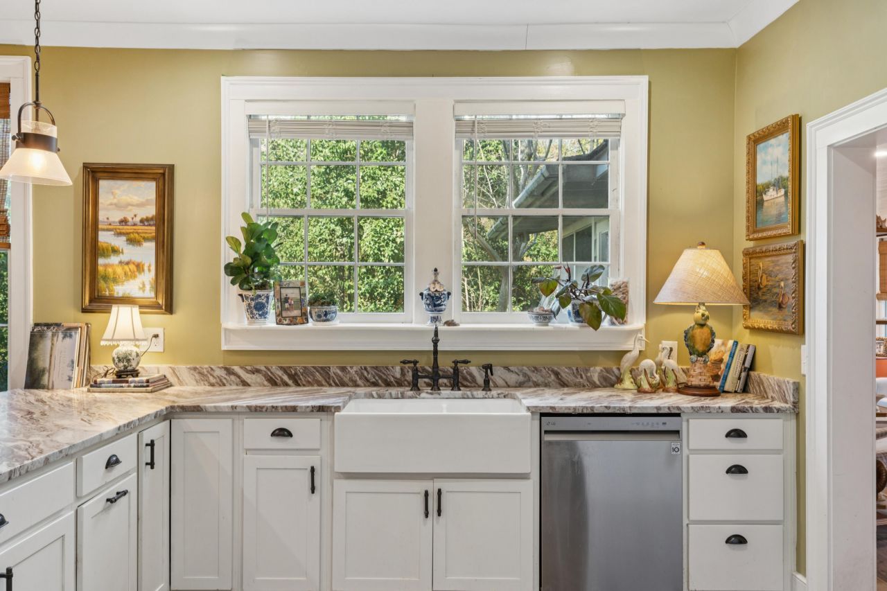 207 W Carolina Avenue Photo 13