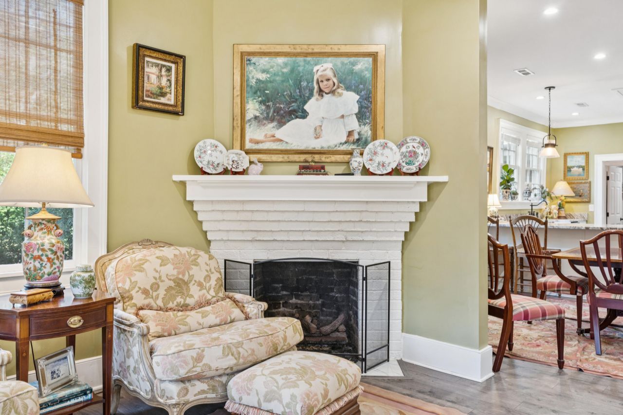 207 W Carolina Avenue Photo 9