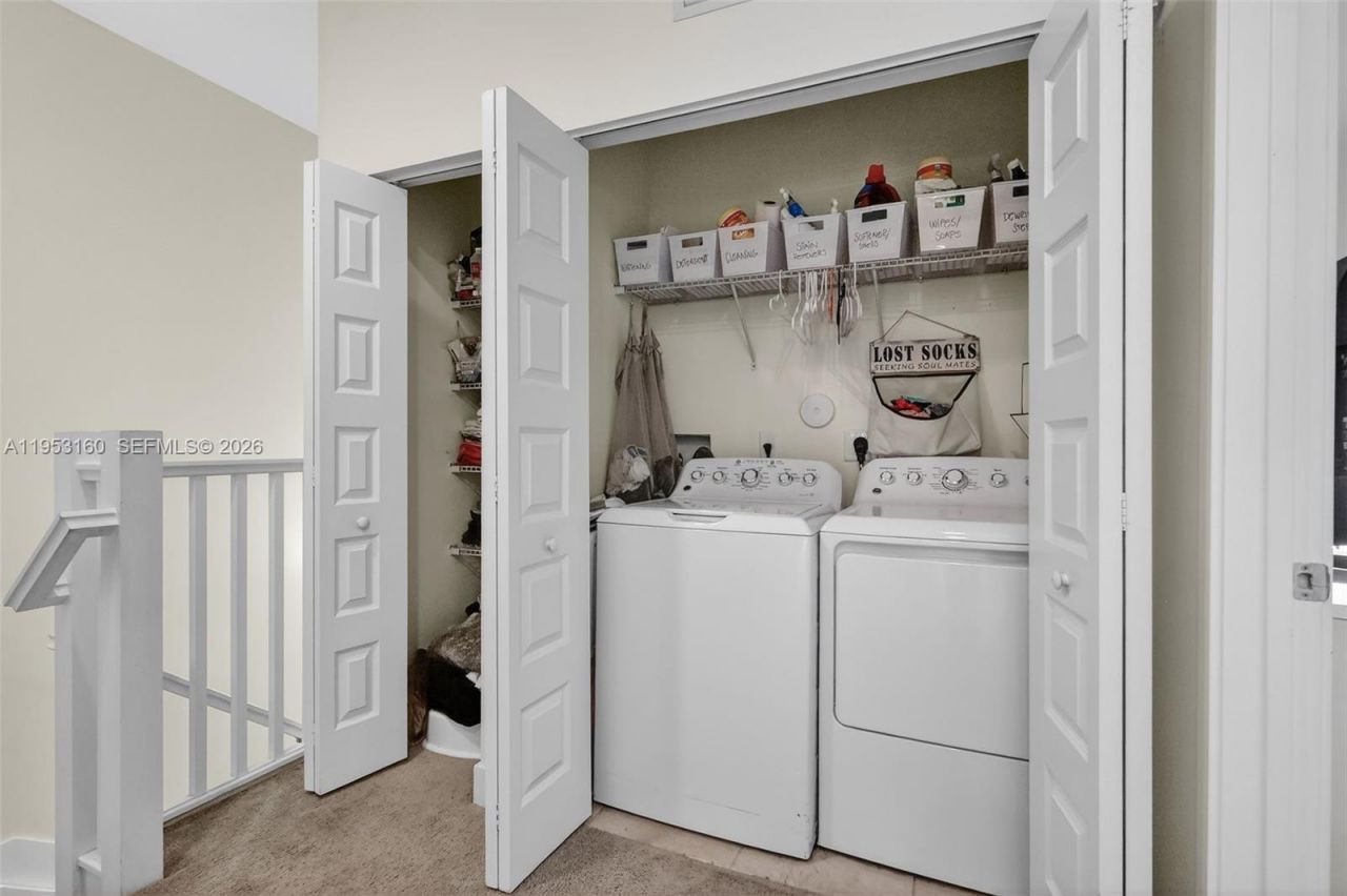 4975 NW 83rd Path, Doral, FL 33166 Photo