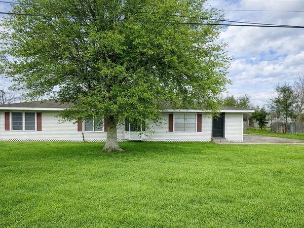 1228 Susan Street, Sulphur, LA 70665