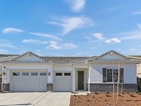 10220 Elara Way, Elk Grove, CA 95757