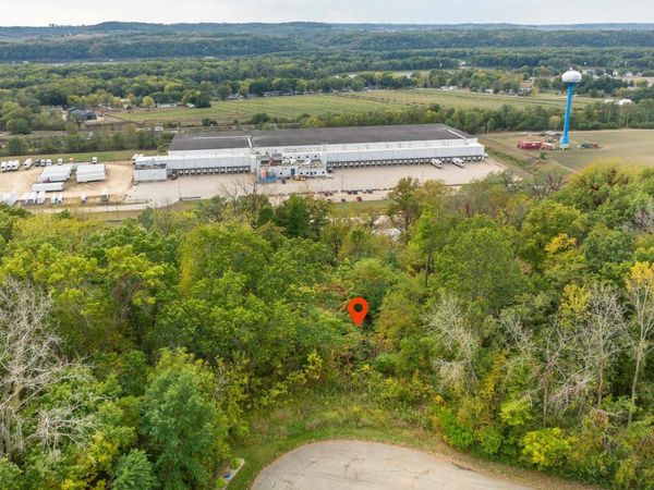 Lot 66 Presidential Manor, East Dubuque, IL 61025