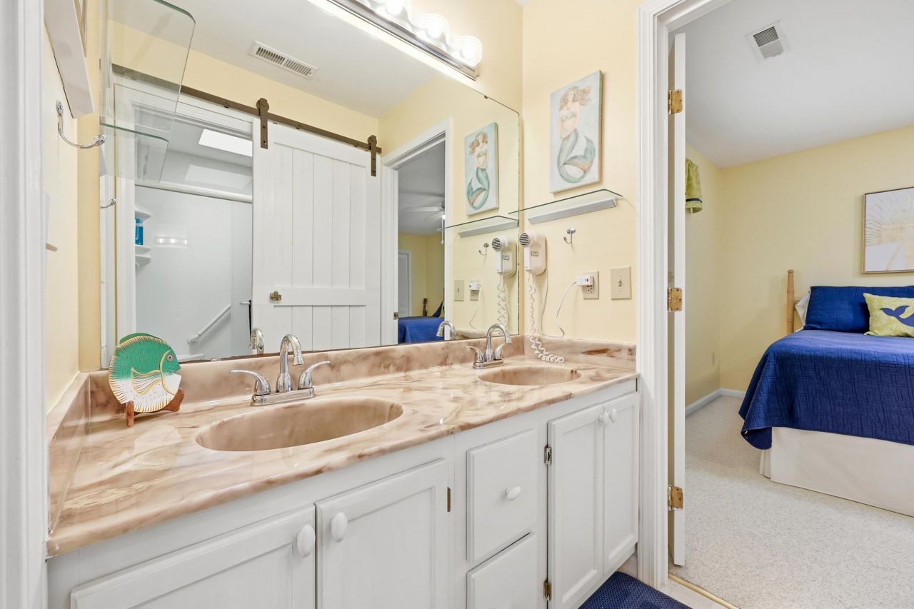 404 29th Ave. N Photo 19