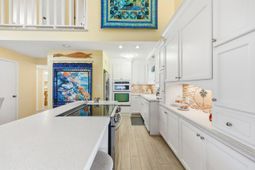 404 29th Ave. N photo 4