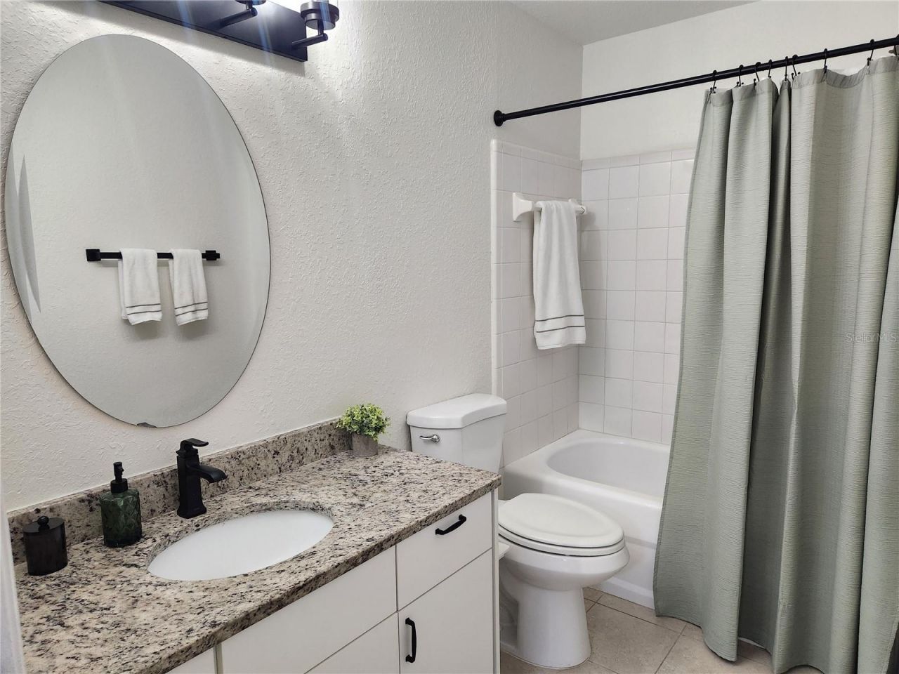 8926 Manor Loop Circle, Unit 201 B, Lakewood Ranch, FL 34202 Photo