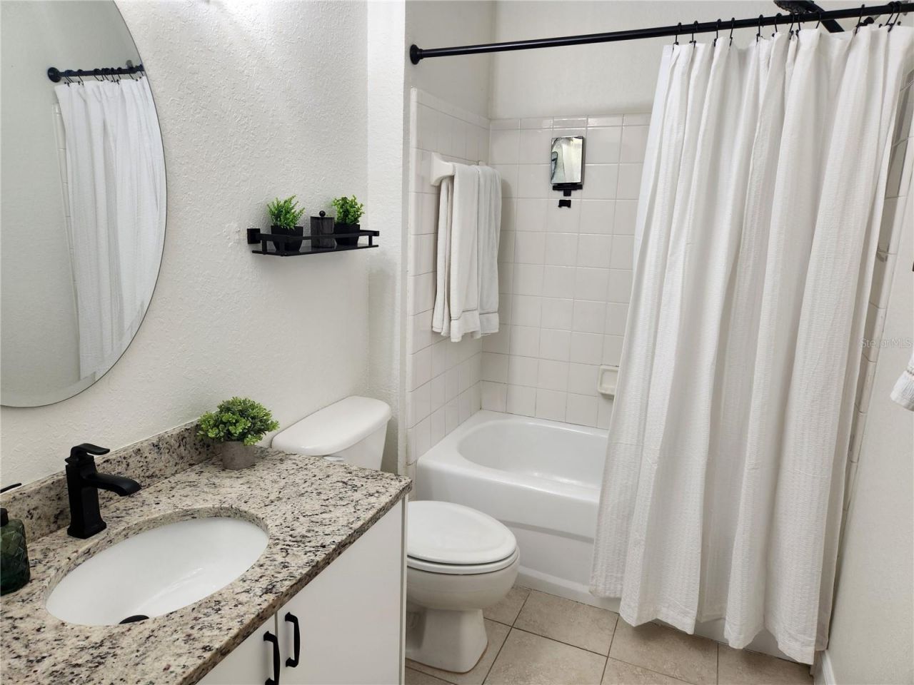 8926 Manor Loop Circle, Unit 201 B, Lakewood Ranch, FL 34202 Photo