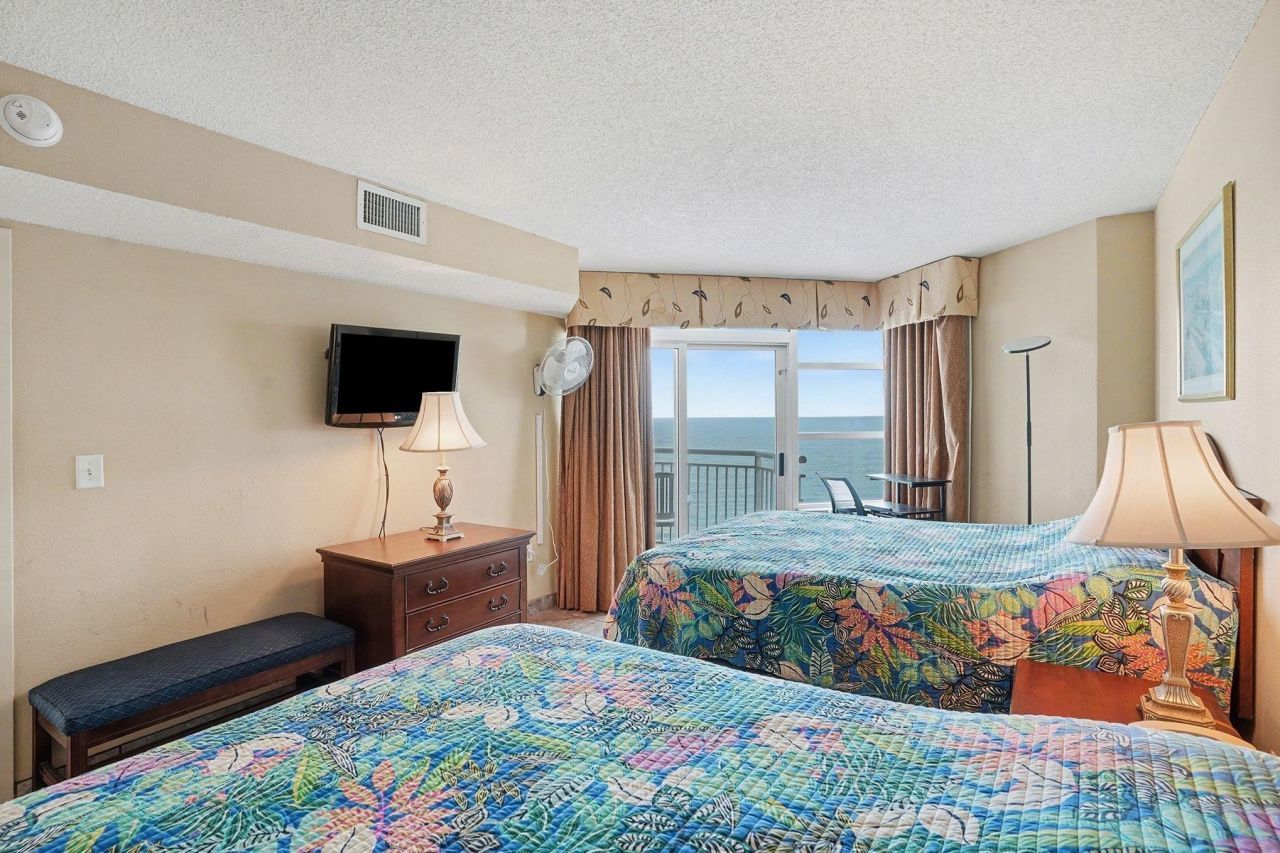 2504 N Ocean Blvd. Photo 18