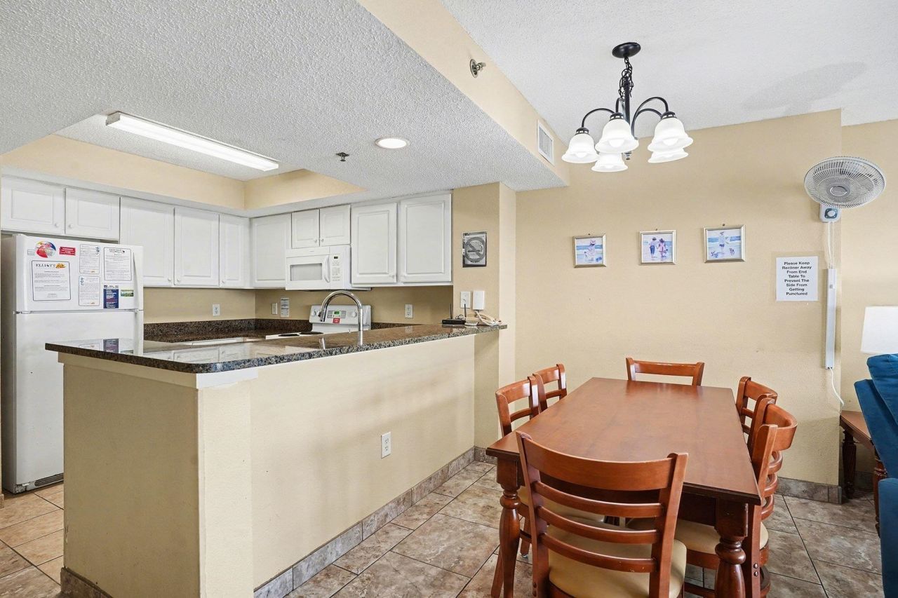 2504 N Ocean Blvd. Photo 7