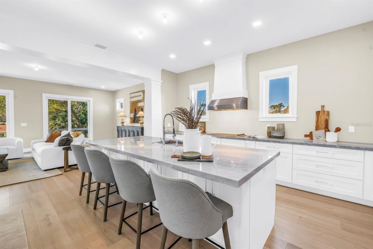 3752 Arkansas Avenue Ne, Saint Petersburg, FL 33703 Photo