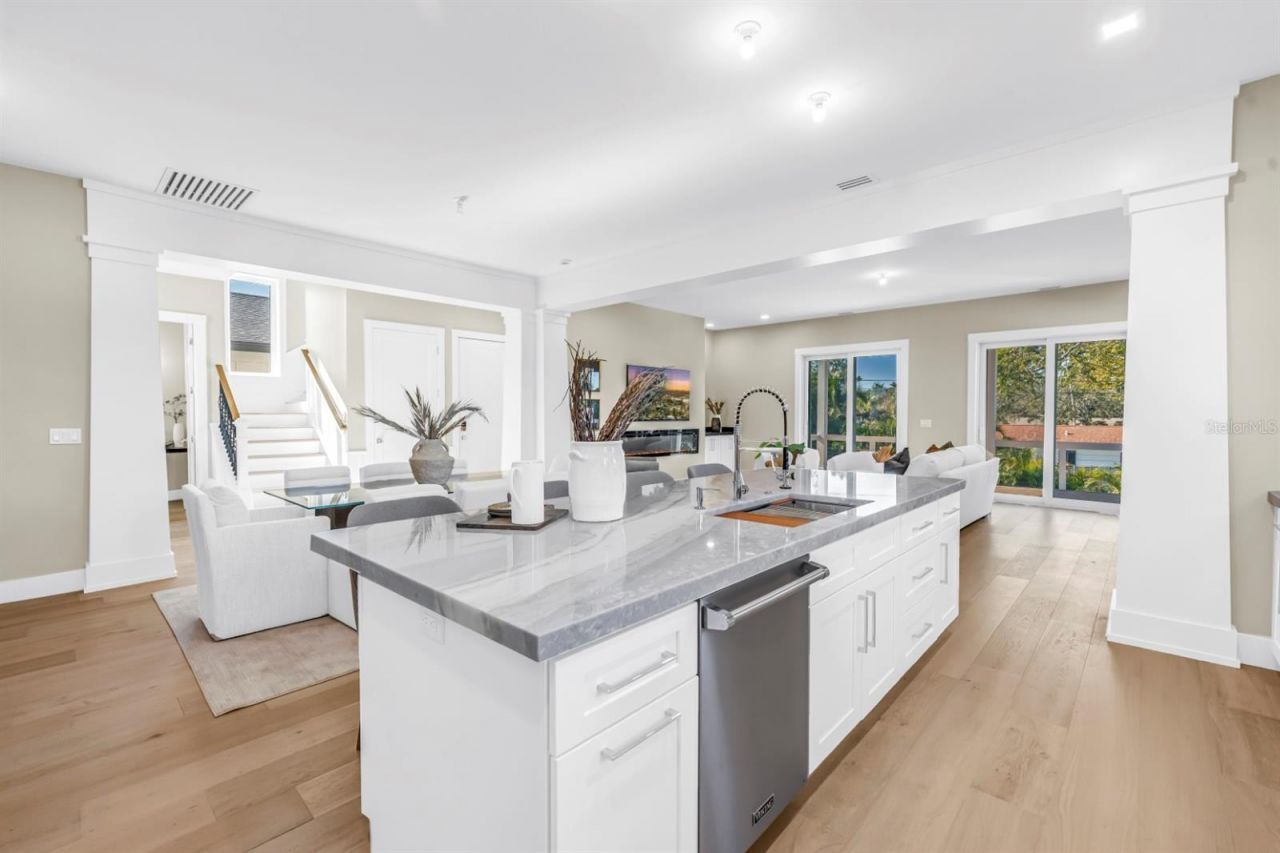 3752 Arkansas Avenue Ne, Saint Petersburg, FL 33703 Photo