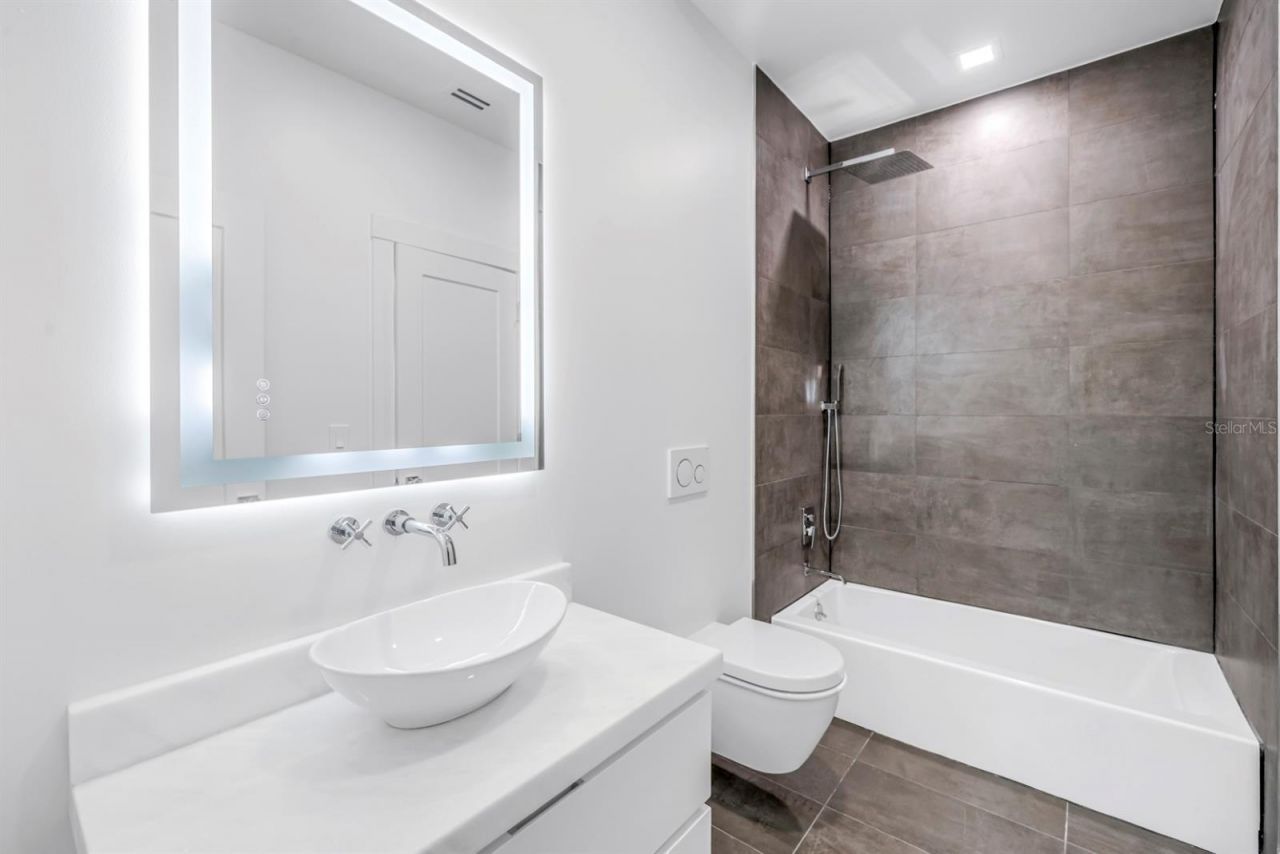 3752 Arkansas Avenue Ne, Saint Petersburg, FL 33703 Photo