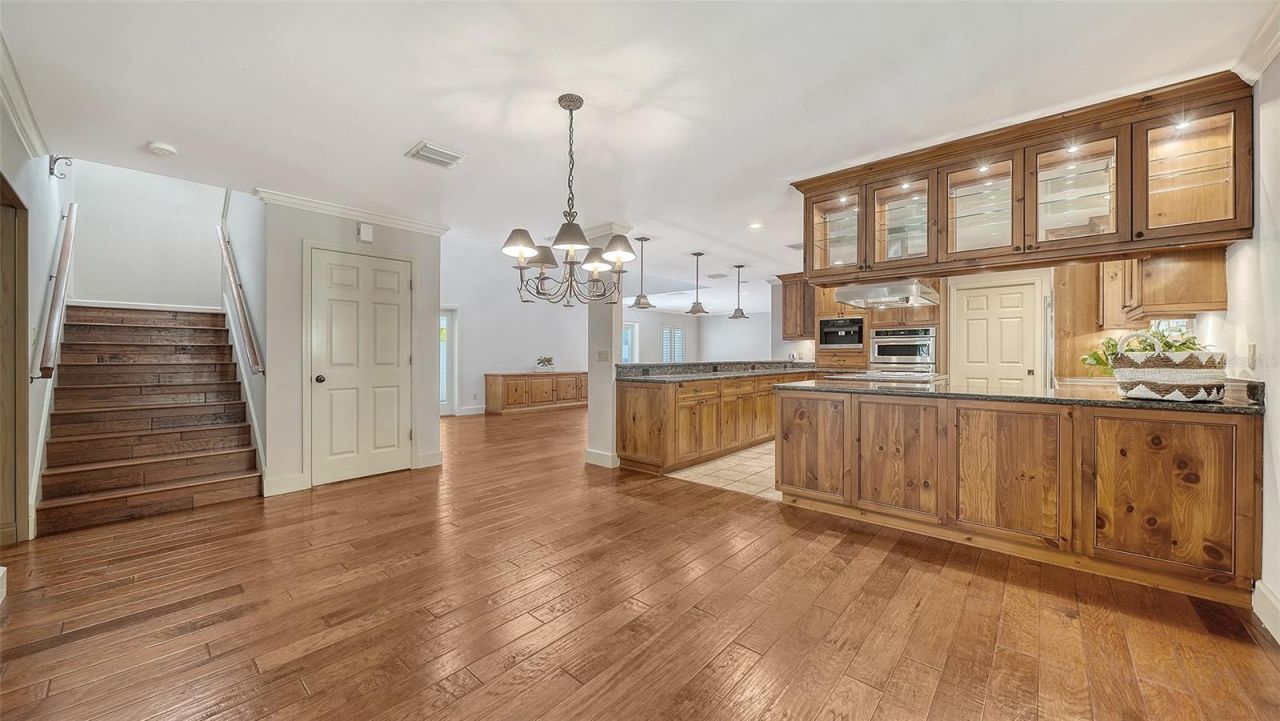 1695 Hyde Park Street, Sarasota, FL 34239 Photo