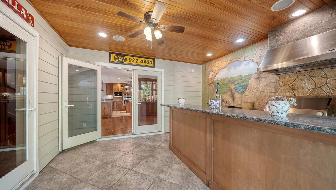 1695 Hyde Park Street, Sarasota, FL 34239 Photo