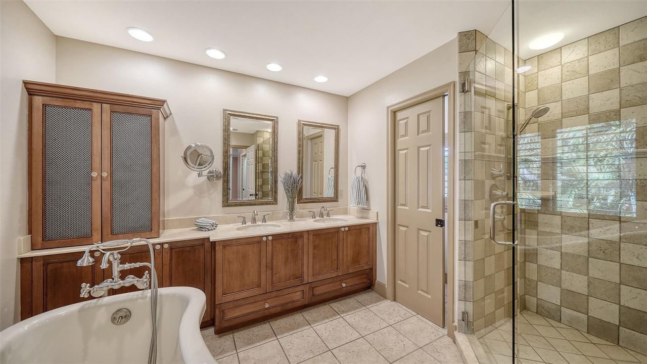 1695 Hyde Park Street, Sarasota, FL 34239 Photo