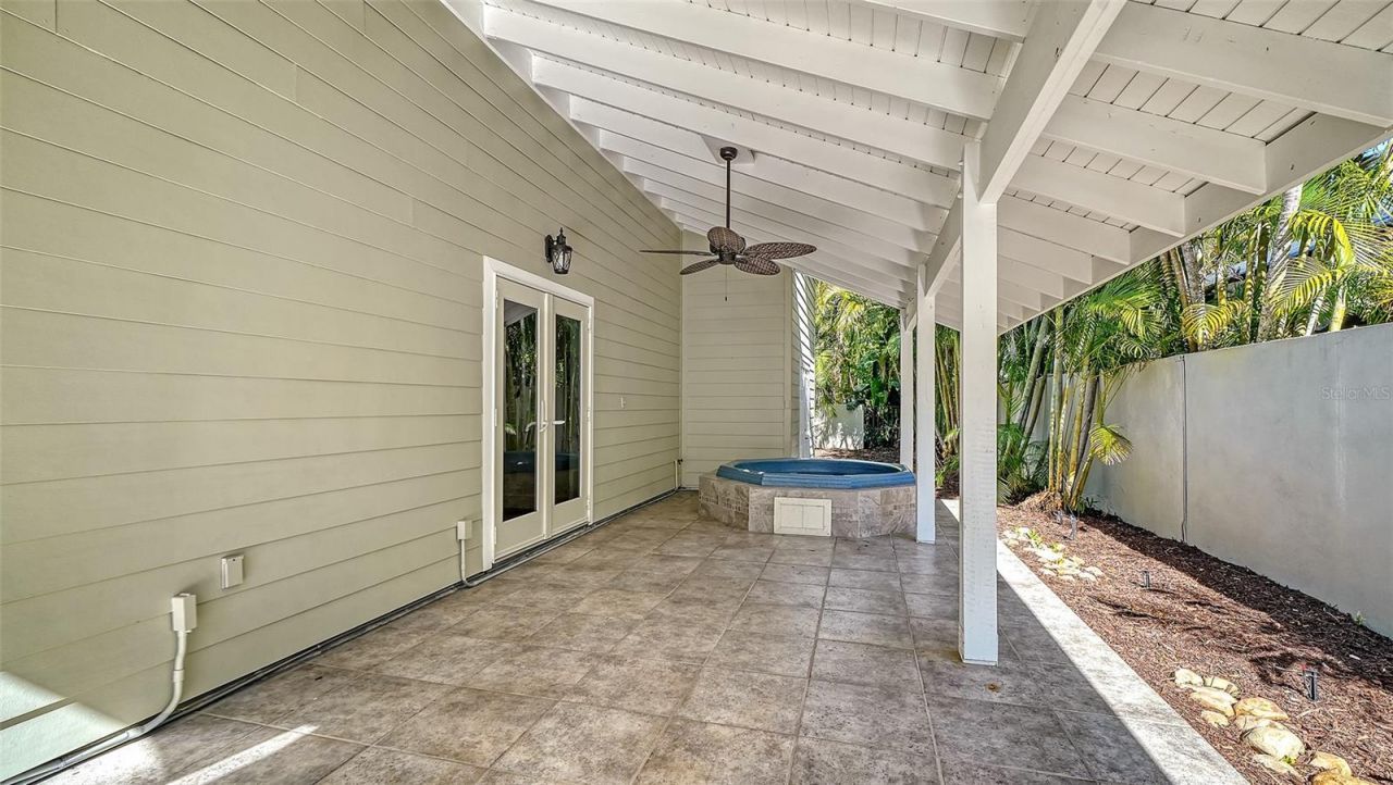 1695 Hyde Park Street, Sarasota, FL 34239 Photo