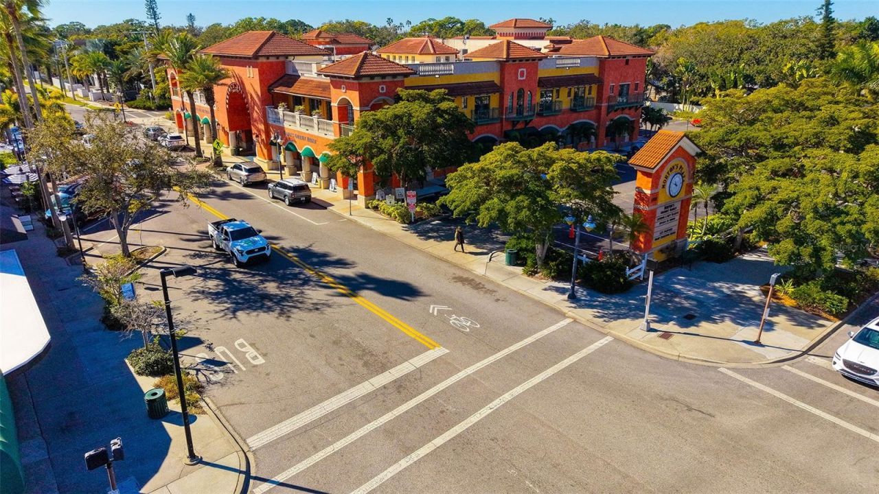 1695 Hyde Park Street, Sarasota, FL 34239 Photo