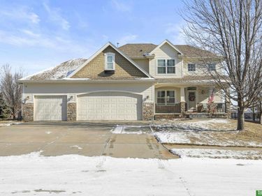 3805 S 202nd Street, Omaha, NE 68130