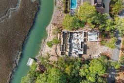 424 Estuary Lane photo 4