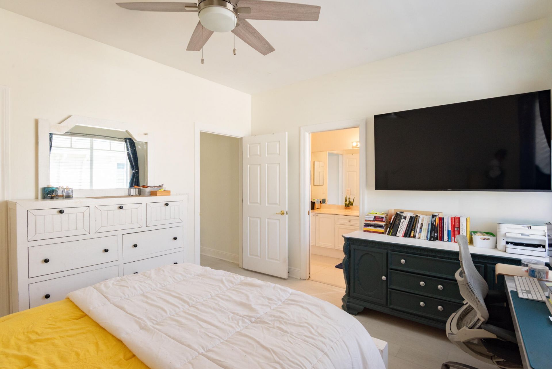 518 N Federal Highway, Unit 8, Lake Worth Beach, FL 33460 Photo