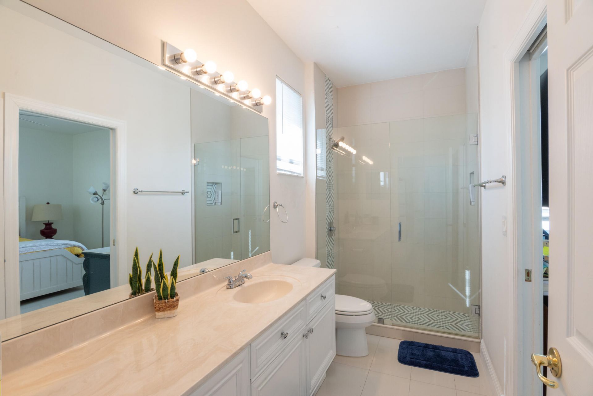 518 N Federal Highway, Unit 8, Lake Worth Beach, FL 33460 Photo