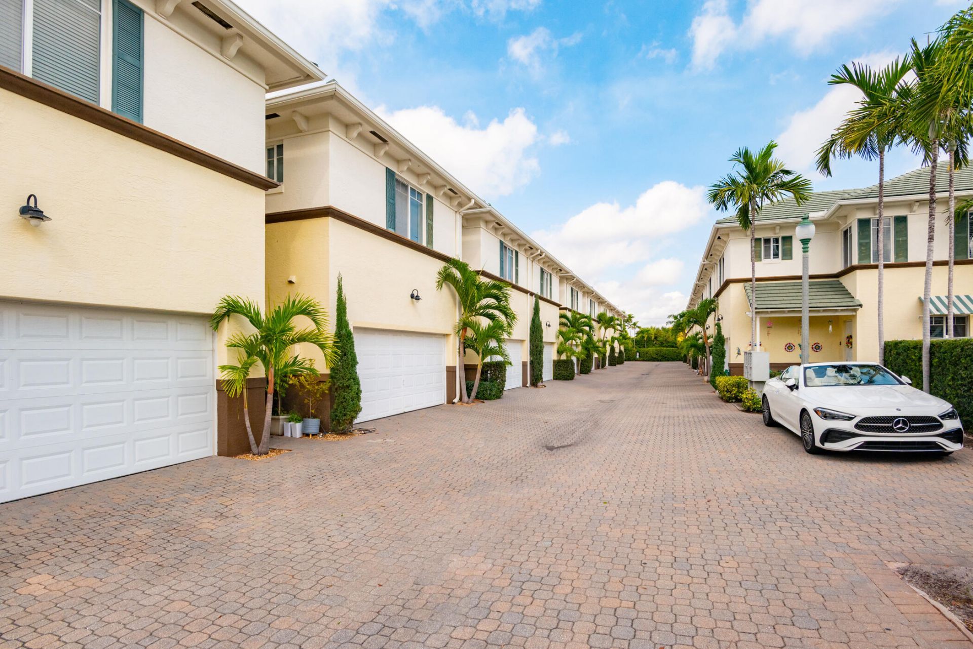 518 N Federal Highway, Unit 8, Lake Worth Beach, FL 33460 Photo