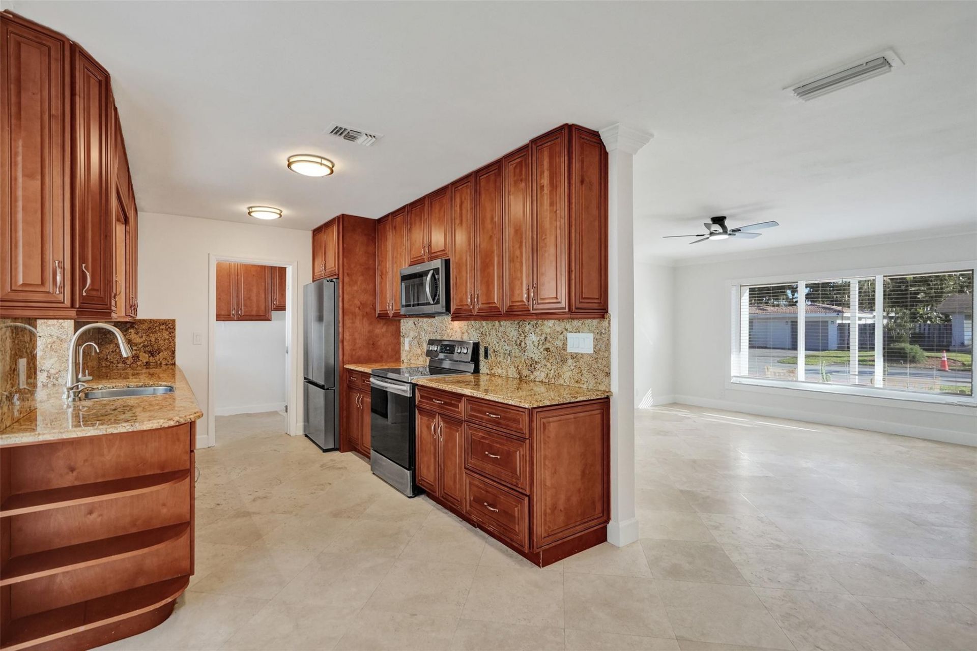 2011 NE 34th Street, Lighthouse Point, FL 33064 Photo