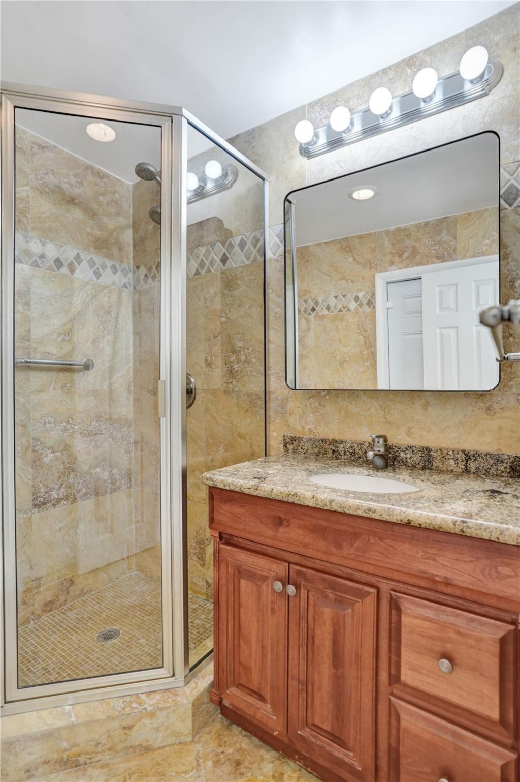 2011 NE 34th Street, Lighthouse Point, FL 33064 Photo