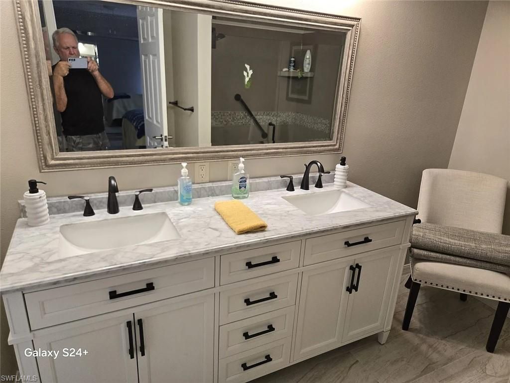 17611 Canal Cove Ct, Fort Myers Beach, FL 33931 Photo