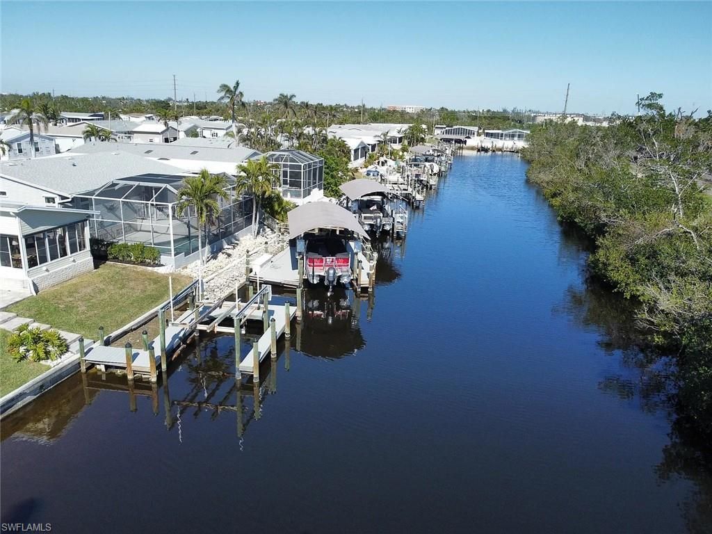 17611 Canal Cove Ct, Fort Myers Beach, FL 33931 Photo