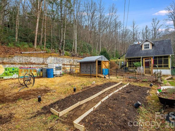 55 Heavenly Lane, Fairview, NC 28730