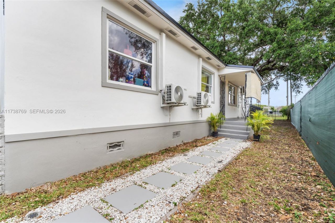 4853 NW 15th Ave, Unit 4853, Miami, FL 33142 Photo